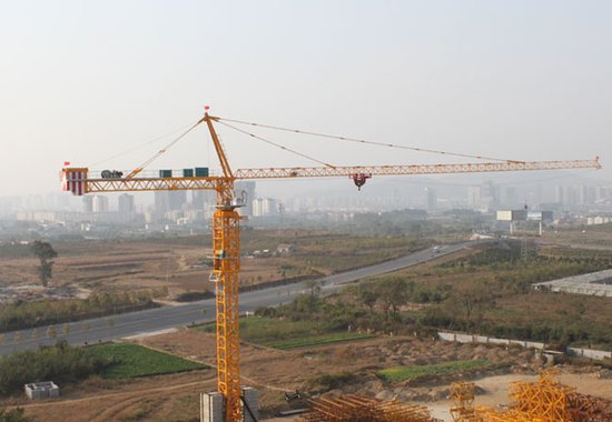 Tower crane QTZ250